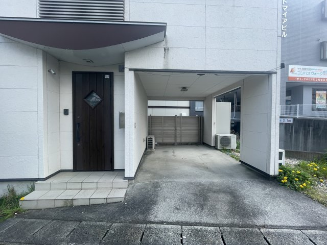 中古戸建・中古住宅　郡山市富田町坦ノ腰　富田小学校・富田中学校の駐車場