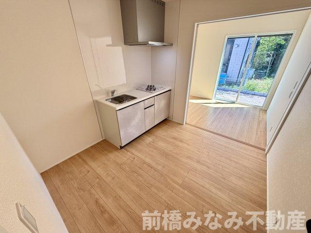 【新築】佐波郡玉村町五料24-1期　１号棟(全２棟)　リナージュ　新築建売分譲のキッチン|コンパクトなキッチンで掃除もラクラク