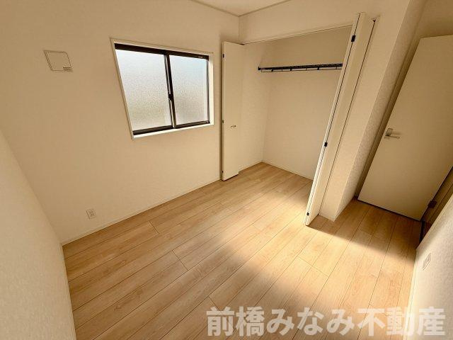 【新築平屋】前橋市北代田町第10-1期　１号棟(全３棟)　クレイドルガーデン　新築建売分譲の洋室|明るい洋室です