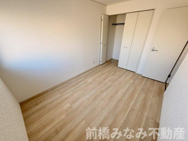 【新築平屋】前橋市北代田町第10-1期　１号棟(全３棟)　クレイドルガーデン　新築建売分譲の洋室|落ち着いた色調の洋室です