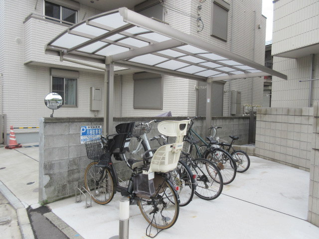 クラーロ　サンジュ１のその他共用部分|屋根付駐輪場