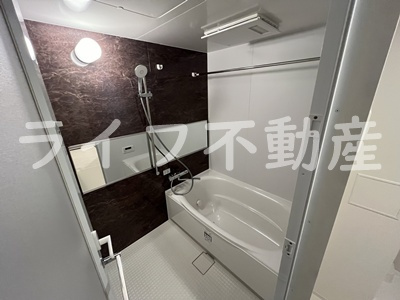 スプランディッド玉造DUEの浴室