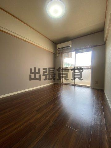 仲介手数料0円！！シュロス小川の洋室