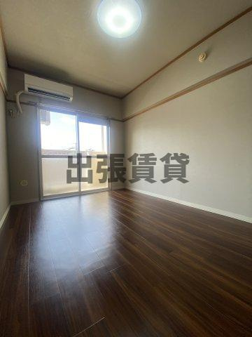 仲介手数料0円！！シュロス小川の洋室