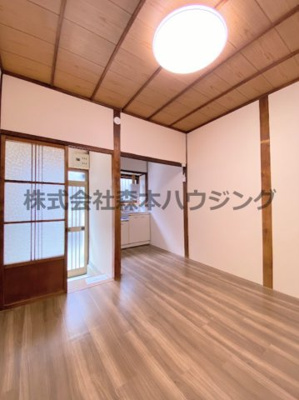 【居間・リビング】 | 　大東市北条2丁目テラスハウス | きれいな居間です
