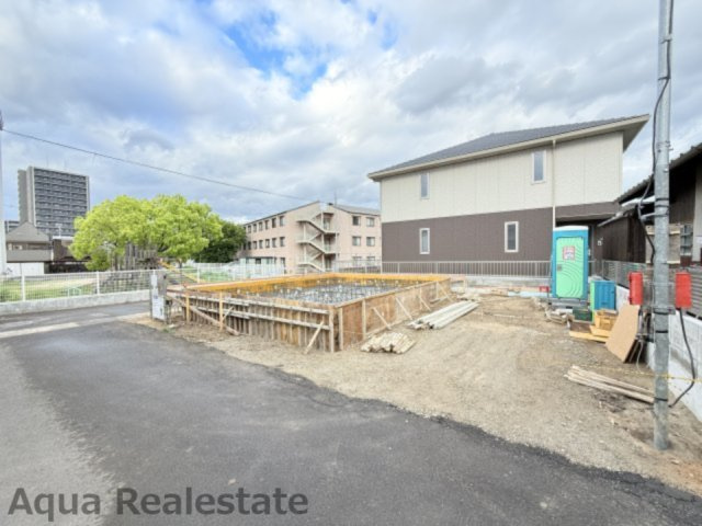 高松市三条町の新築一戸建の前面道路含む現地写真|前面道路含む現地写真です
