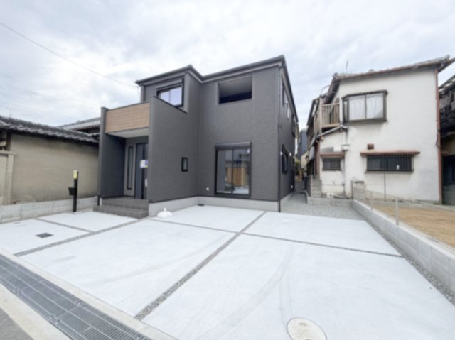 岸和田市磯上町新築２号棟の外観