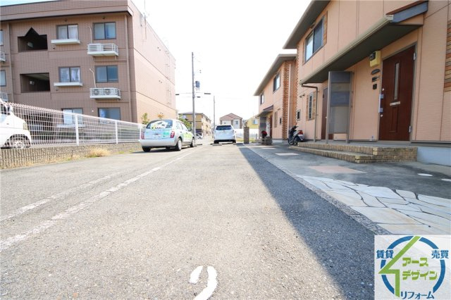 クレールカーサの駐車場