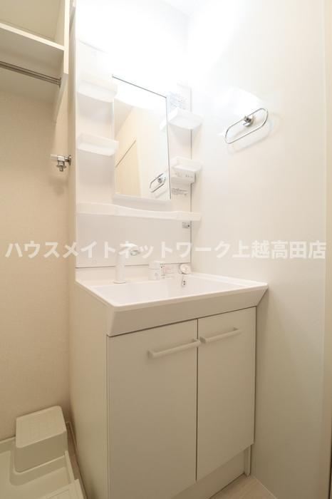 コントレイルの独立洗面台|洗髪洗面化粧台