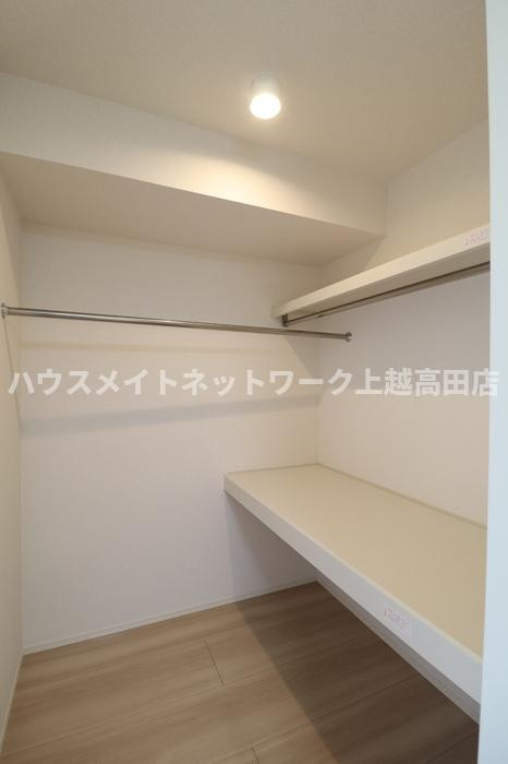 コントレイルの収納|ウォークインクローゼット