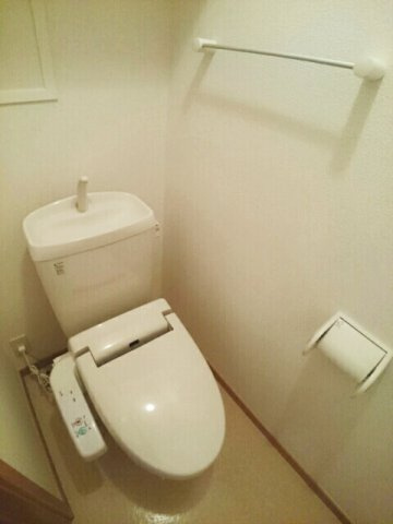 【トイレ】 | カーサ・ｄｅ・ＭⅡ | 落ち着いた色調のトイレです