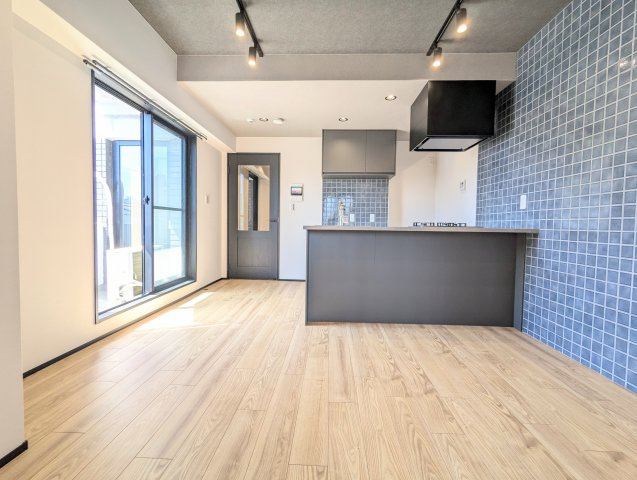 ビューパレー新宿新都心の居間・リビング