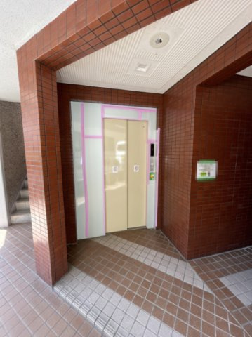 ロイヤルパレス戸坂のその他共用部分|エレベーター
