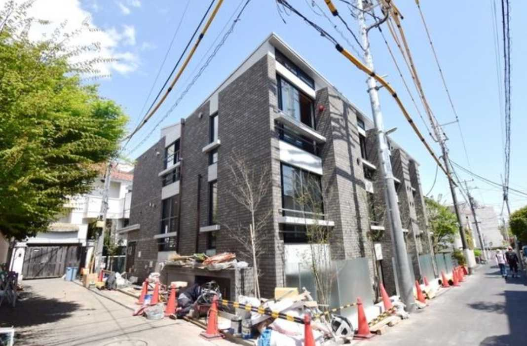 est Largo KOMAZAWAⅡ　IoT賃貸　ネット無料　デザイナーズ　築浅