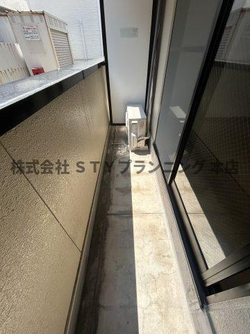仲介手数料０円！アンプルールフェールVertのバルコニー