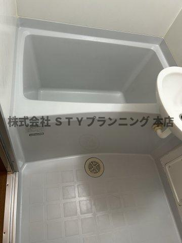 仲介手数料０円！アンプルールフェールVertの浴室