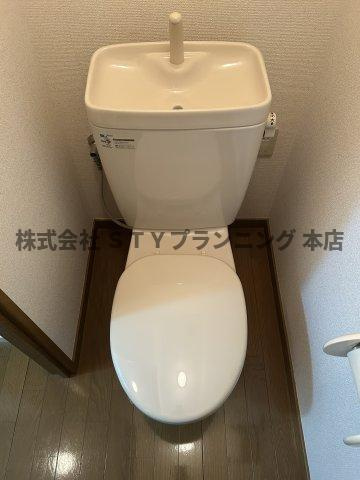 仲介手数料０円！アンプルールフェールVertのトイレ