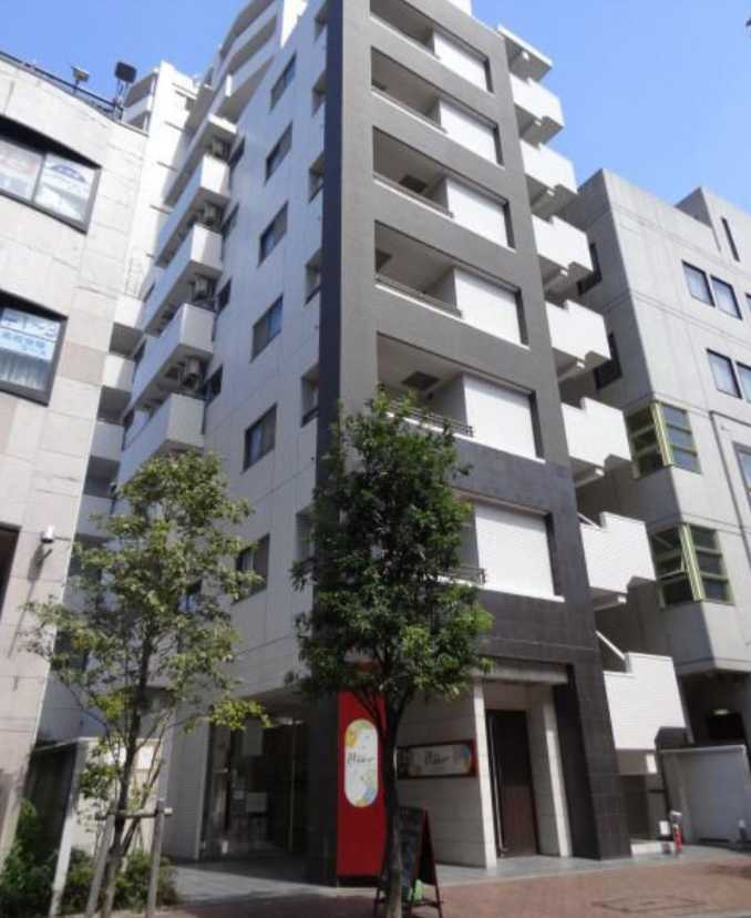 フィオリトゥーラ三軒茶屋ステーションフロント　駅近　ダブルロック　駐輪場の外観