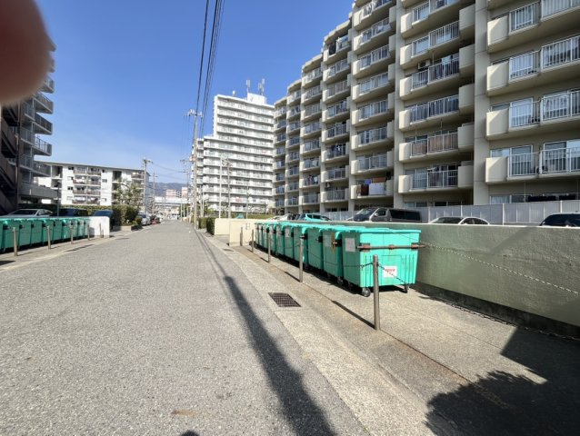 ユニハイム魚崎Ⅱ号棟のその他|ゴミ置き場。