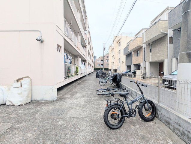 大久保マンションの駐輪場