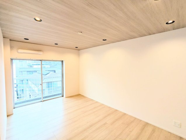 大久保マンションの居間・リビング
