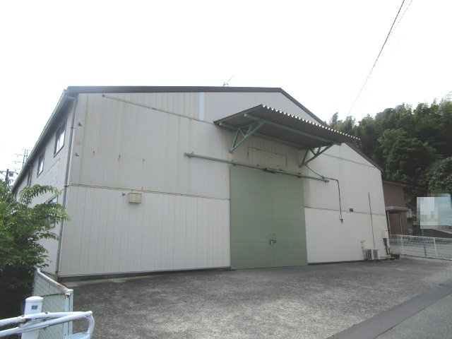 川崎市高津区東野川２丁目の倉庫