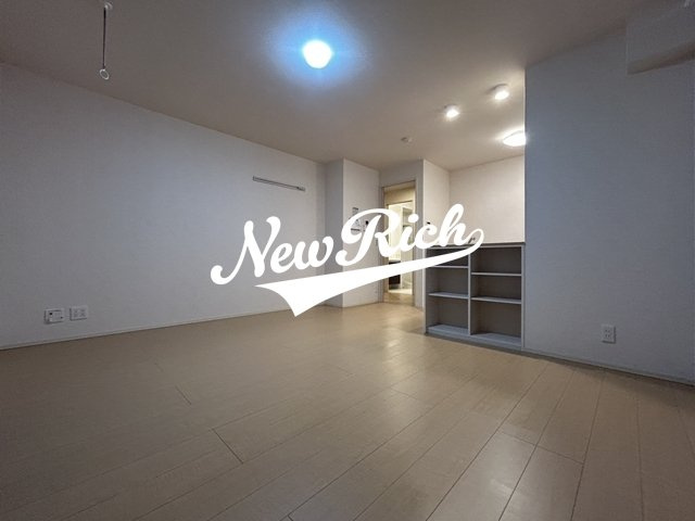 高崎市貝沢町のアパートの居間・リビング