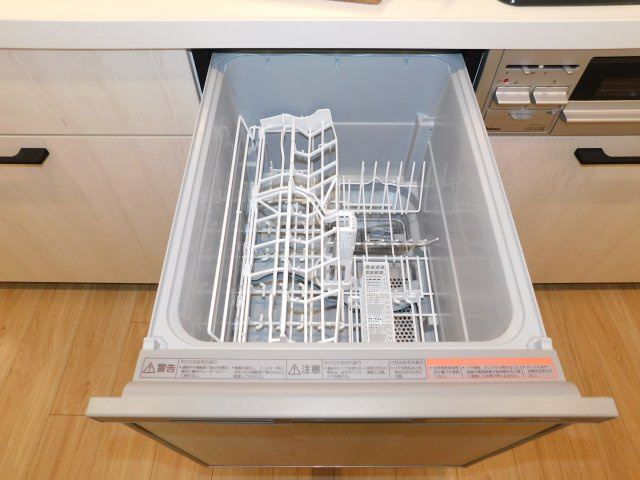名古屋市瑞穂区山下通５丁目の中古マンションのキッチン|◇食洗機◇　　家事の負担を軽減する便利な食洗機付き！