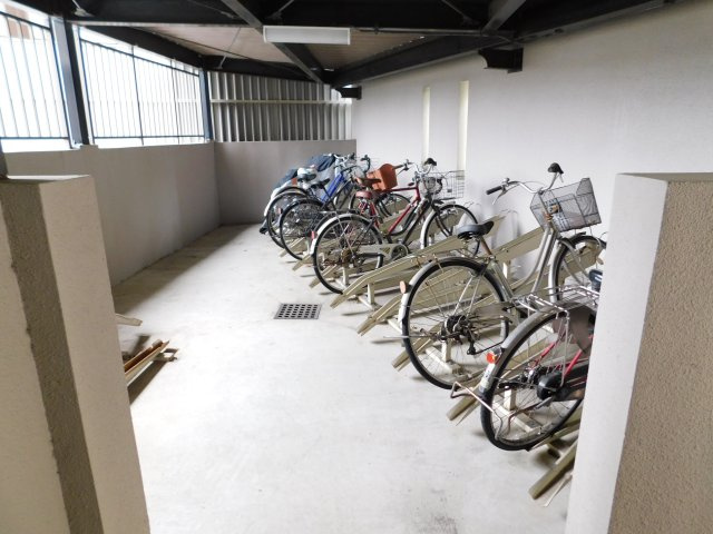 名古屋市瑞穂区彌富町字紅葉園の中古マンションの駐輪場|◇駐輪場◇　　