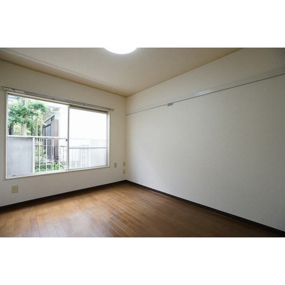 【居間・リビング】 | ケー・アトール | 別部屋の写真
