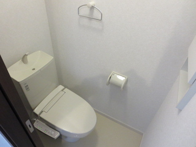 洗浄機能付便座のトイレ