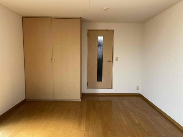 レオパレスラポールの居間・リビング|※同タイプ部屋の写真となります