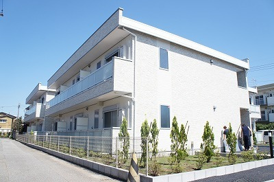 リブリ・白山EAST