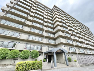 【その他】 | クローバーハイツ初芝ヴィプレ | 「初めまして！」が集まる分譲マンション。たくさんの子供たちが年齢を問わずに、仲良く一緒に成長できるのは大型分譲マンションの特徴ですね。