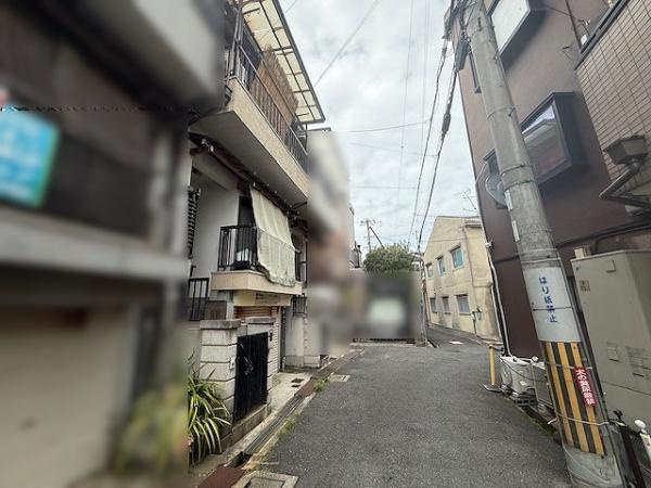【前面道路含む現地写真】 | 門真市北巣本町　中古戸建