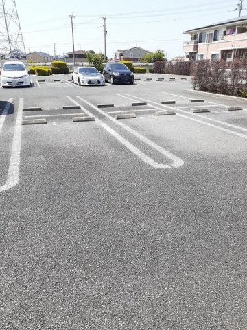 ジェネシス　Ⅱの駐車場
