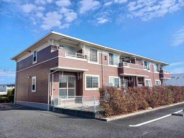 ジェネシス　Ⅱの外観