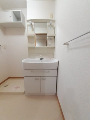 ジェネシス　Ⅱの洗面所