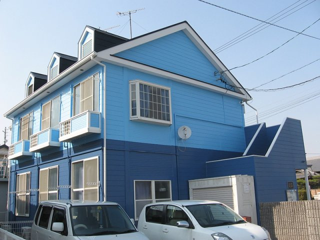 レオパレス駒の舞の外観