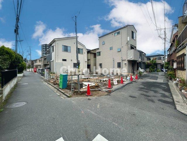 葛飾区鎌倉4丁目新築分譲住宅の前面道路含む現地写真|全面道路