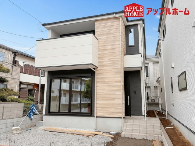 [新築住宅] 鶴ヶ島市脚折町 11期 全3棟の外観|資料請求、お電話でのお問合せ、いつでも丁寧に対応させていただきます！不動産業界のプロフェッショナルが集う弊社にぜひ一度ご相談ください！