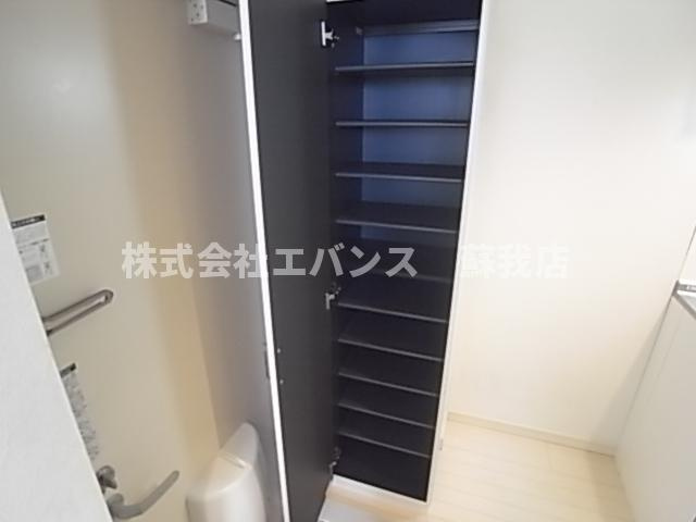 【エントランス】 | グランパレス蘇我 | 建物の内部です