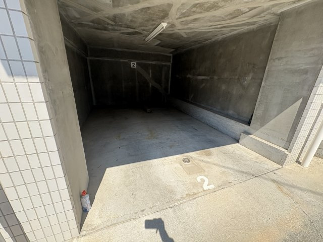 with 赤羽の駐車場