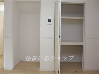 広島市安佐北区上深川町のアパートの収納