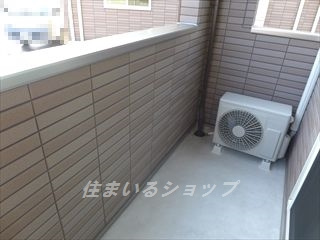 広島市安佐北区上深川町のアパートのバルコニー