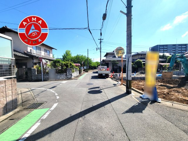 福岡市博多区麦野2丁目第3-2棟（1号棟）　の前面道路含む現地写真|前面道路です。