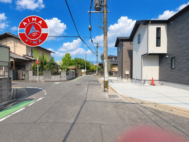 福岡市博多区麦野2丁目第3-2棟（1号棟）の外観|前面道路含む現地の写真です。