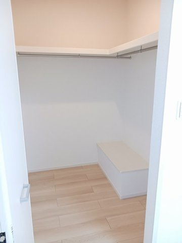 パークサイド針崎　弐番館の収納