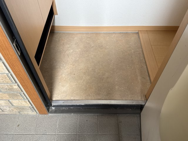 リヴェールコートの玄関