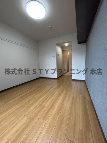 仲介手数料０円！ル・レーヴ向山IIの居間・リビング